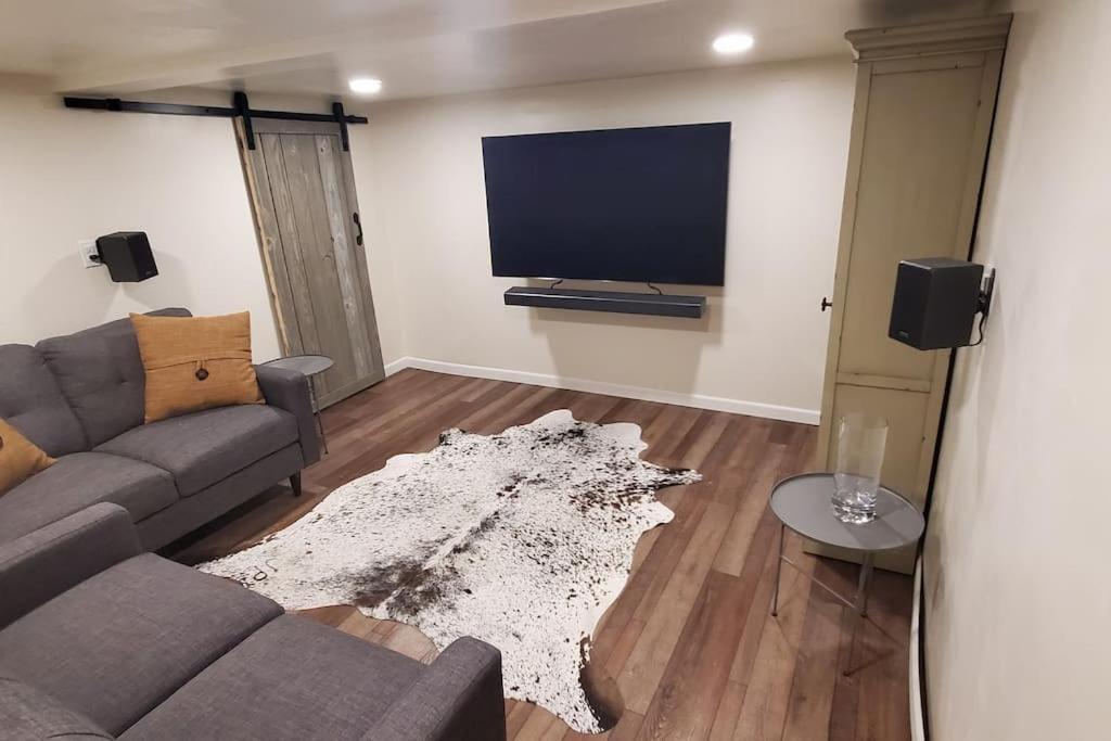 Luxury Dt Cottage - Free Parking - Self Check-In Анкоридж Екстер'єр фото